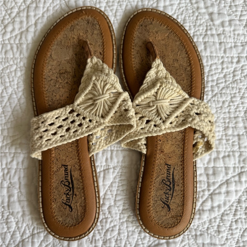 Lucky Brand Barry Natural Flip Flop Sandals